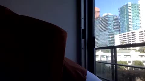 omilk online show from 12-21-24, 06:02