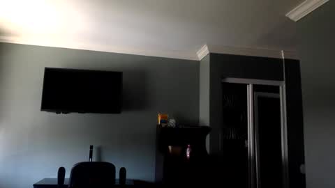 omilk online show from 11-02-25, 04:53