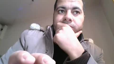 strong man online show from 12-26-24, 08:39