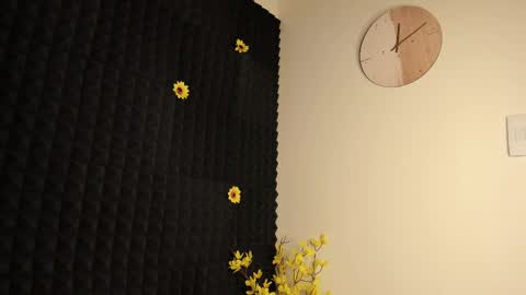 Violette online show from 02-09-25, 08:02