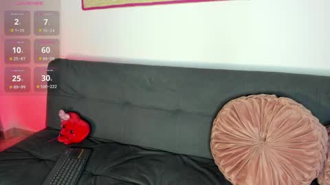 Violette online show from 04-09-26, 02:33