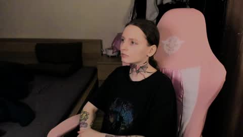 Snapshot of on_yxxx chatting on 05-10-26, 07:19 on_yxxx online show from 05-10-26, 07:19