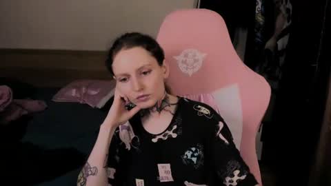 Snapshot of on_yxxx chatting on 06-22-26, 07:44 on_yxxx online show from 06-22-26, 07:44
