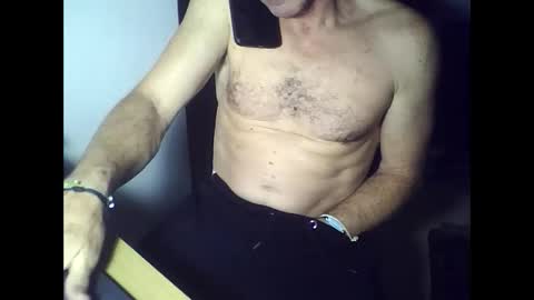 Snapshot of oneeedge chatting on 01-18-26, 06:01 Edge online show from 01-18-26, 06:01