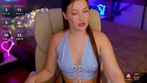 L A Y A online show from 10-25-25, 07:19