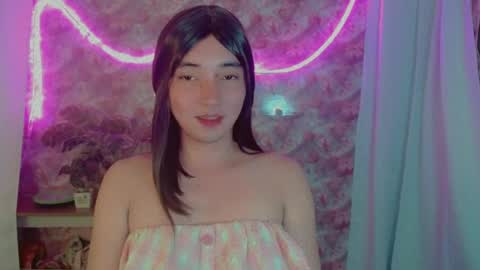 Snapshot of onelesslonelygirl69 chatting on 07-11-26, 09:05 KLIER online show from 07-11-26, 09:05
