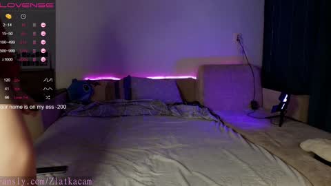 onezyzz1 online show from 12-18-24, 05:04