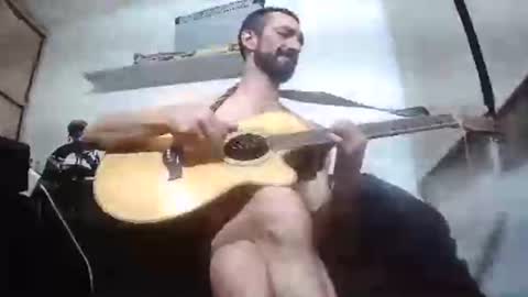 Giorgeo  Armani online show from 03-01-25, 07:08