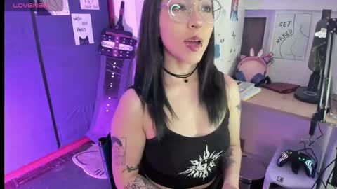 oni_dakotta online show from 09-29-25, 10:42