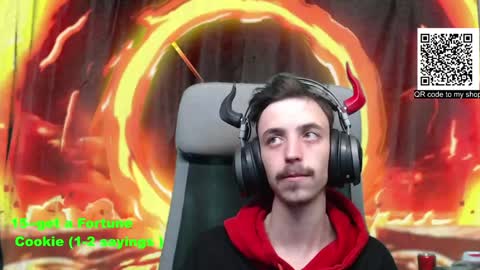 Snapshot of oni_hoshi chatting on 12-01-24, 04:29 Oni hoshi online show from 12-01-24, 04:29