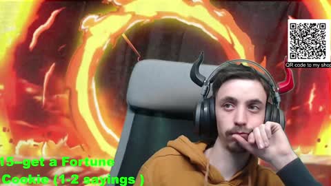 Snapshot of oni_hoshi chatting on 12-08-24, 04:07 Oni hoshi online show from 12-08-24, 04:07