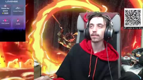 Snapshot of oni_hoshi chatting on 03-02-25, 01:16 Oni hoshi online show from 03-02-25, 01:16