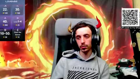 Snapshot of oni_hoshi chatting on 03-12-25, 07:49 Oni hoshi online show from 03-12-25, 07:49