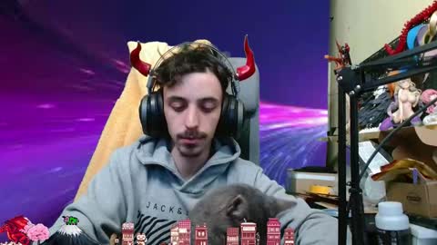 Snapshot of oni_hoshi chatting on 09-29-25, 06:35 Oni hoshi online show from 09-29-25, 06:35