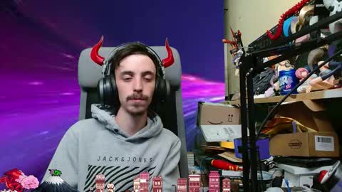 Snapshot of oni_hoshi chatting on 10-12-25, 12:26 Oni hoshi online show from 10-12-25, 12:26