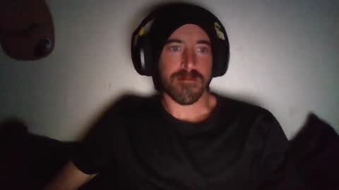 Snapshot of oniyoshiken chatting on 09-17-25, 05:47 oniyoshiken online show from 09-17-25, 05:47