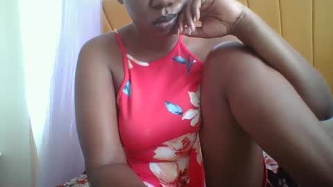 Snapshot of onlinebestie chatting on 03-11-25, 07:58 Ella online show from 03-11-25, 07:58