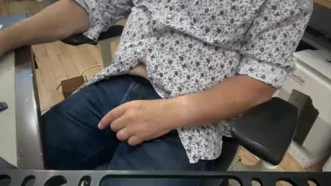 onlocationnyc online show from 09-20-25, 02:18