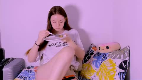 only_sarah1 online show from 04-16-26, 10:23