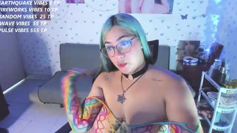 Snapshot of onlybluex chatting on 01-12-25, 05:45 ONLFNS 50 DISCOUNT..SOPHIEHASPER online show from 01-12-25, 05:45