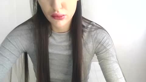 onlyol online show from 02-25-25, 07:42