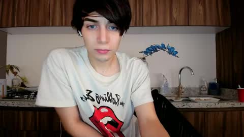 Snapshot of onlysergio chatting on 04-28-26, 11:54 Sergio online show from 04-28-26, 11:54