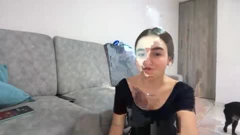 Snapshot of onlythem777 chatting on 06-25-26, 09:30 PAREJA LATINA JOVEN MUY CACHONDOS online show from 06-25-26, 09:30