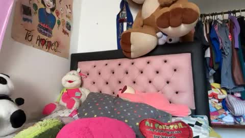 Snapshot of onlythem777 chatting on 06-30-26, 07:15 PAREJA LATINA JOVEN MUY CACHONDOS online show from 06-30-26, 07:15