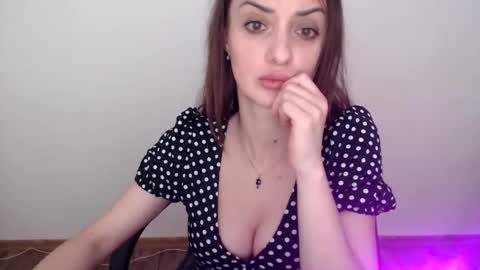 Snapshot of onlyvika chatting on 05-15-26, 09:33 onlyvika online show from 05-15-26, 09:33