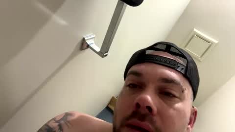 ontarioman66 online show from 02-02-25, 04:37