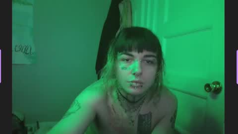 Snapshot of onyx_black666 chatting on 10-14-25, 12:00 onyx_black666 online show from 10-14-25, 12:00