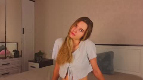 Snapshot of onyxvespera chatting on 07-24-26, 07:17 onyxvespera online show from 07-24-26, 07:17