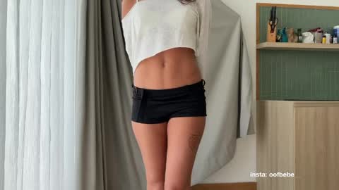 Helen online show from 04-24-26, 03:53