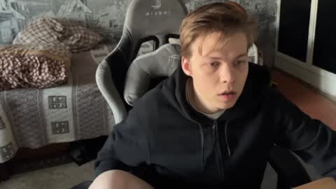 Snapshot of oofcblesssexx chatting on 02-04-25, 01:48 bless god online show from 02-04-25, 01:48