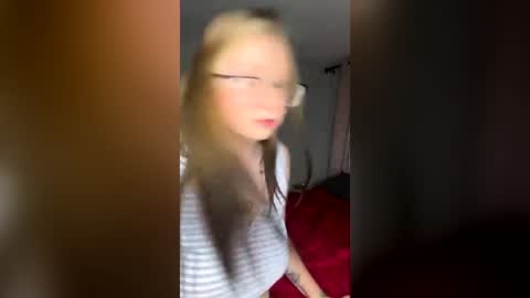 oohlarae22 online show from 06-30-26, 01:06