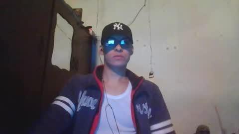 oomaurooo online show from 12-19-25, 07:15