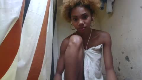 Snapshot of oooosoavizara chatting on 06-11-26, 07:23 oooosoavizara online show from 06-11-26, 07:23