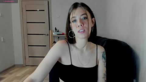 Britney online show from 12-02-25, 12:21