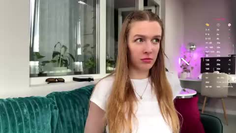 oopssocute online show from 06-09-26, 03:01