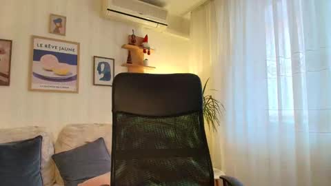 ophelia blue online show from 01-12-26, 12:54