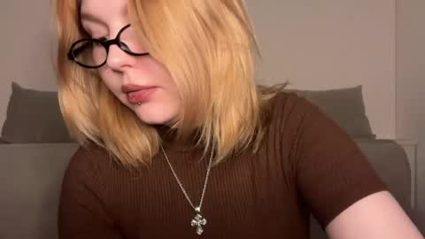 Ophelia online show from 04-24-26, 09:28