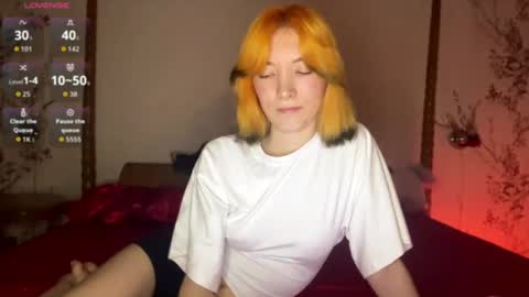 Snapshot of oracorker chatting on 05-10-26, 06:24 Coraline online show from 05-10-26, 06:24