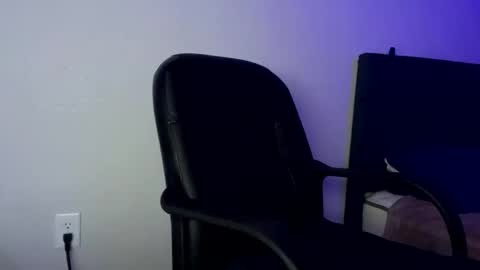 oralking123 online show from 12-06-24, 03:08