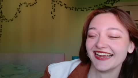 Snapshot of orange___melani chatting on 05-19-26, 02:56 Melani online show from 05-19-26, 02:56