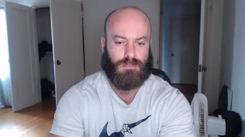 Snapshot of oregon87 chatting on 12-09-24, 10:09 The Oregon Lumberjack online show from 12-09-24, 10:09