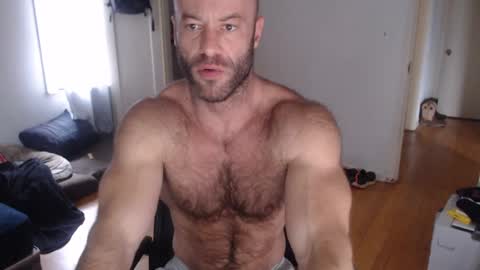 Snapshot of oregon87 chatting on 02-16-25, 05:37 The Oregon Lumberjack online show from 02-16-25, 05:37