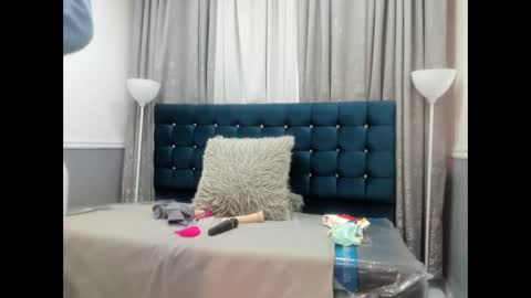 Oriana  online show from 04-14-26, 11:27