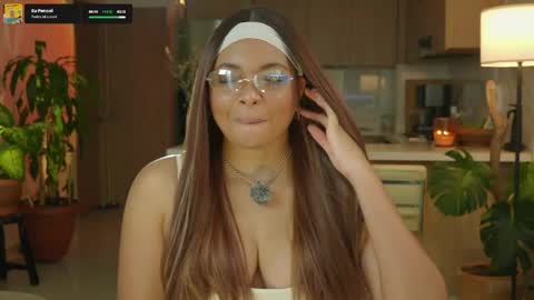 Snapshot of orla_voss chatting on 05-19-26, 10:38 Orla online show from 05-19-26, 10:38