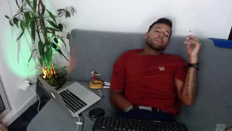 orlando_horny online show from 10-01-25, 01:33