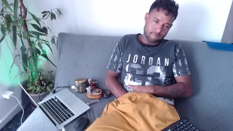 orlando_horny online show from 10-01-25, 04:02